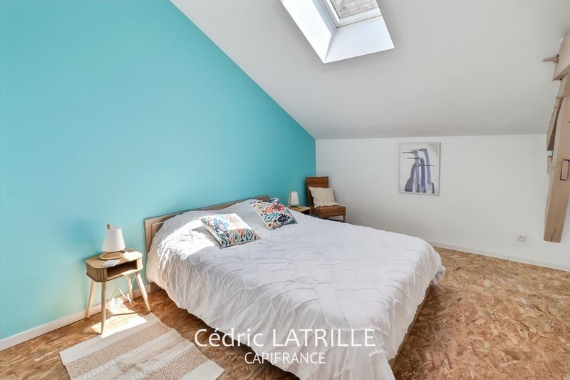 Maison - 248 m² - 12 pièces