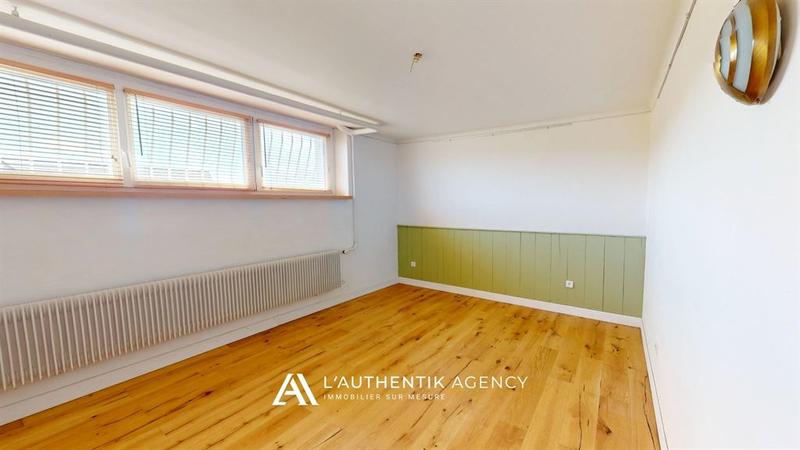 Maison - 146 m² - 6 pièces