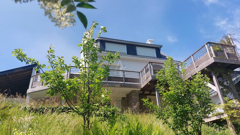 Maison - 148 m² - 6 pièces