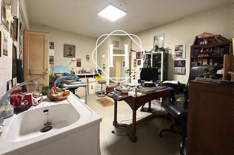 Local commercial - 94 m² - 5 pièces