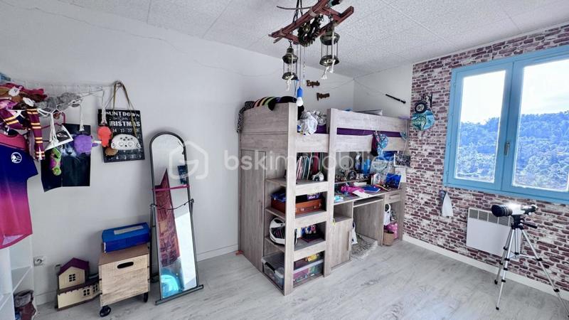 Villa - 97 m² - 6 pièces