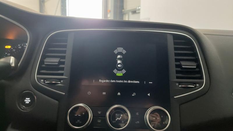 Renault Mégane IV Berline Business Blue dCi 115 Edc