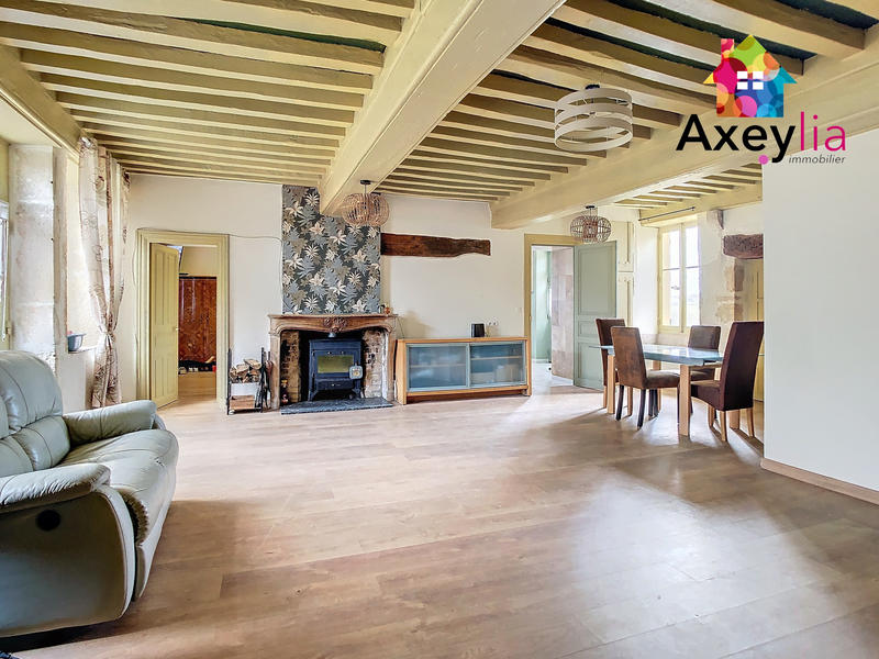 Maison - 250 m² - 5 pièces