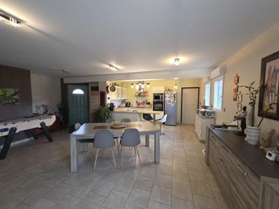 Maison - 120 m² - 6 pièces