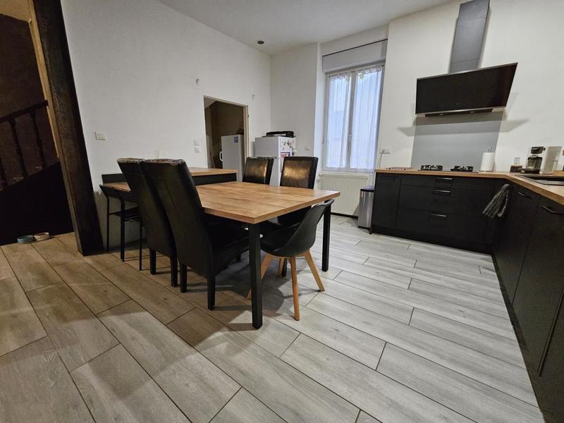 Maison de ville - 162 m² - 9 pièces