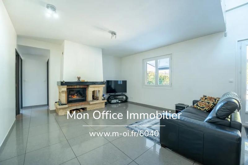 Villa - 166 m² - 6 pièces