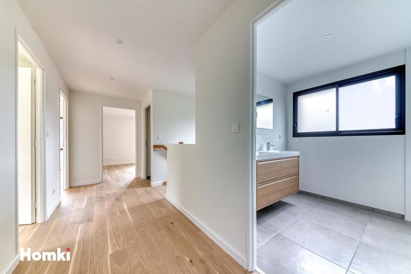 Maison - 147 m² - 6 pièces