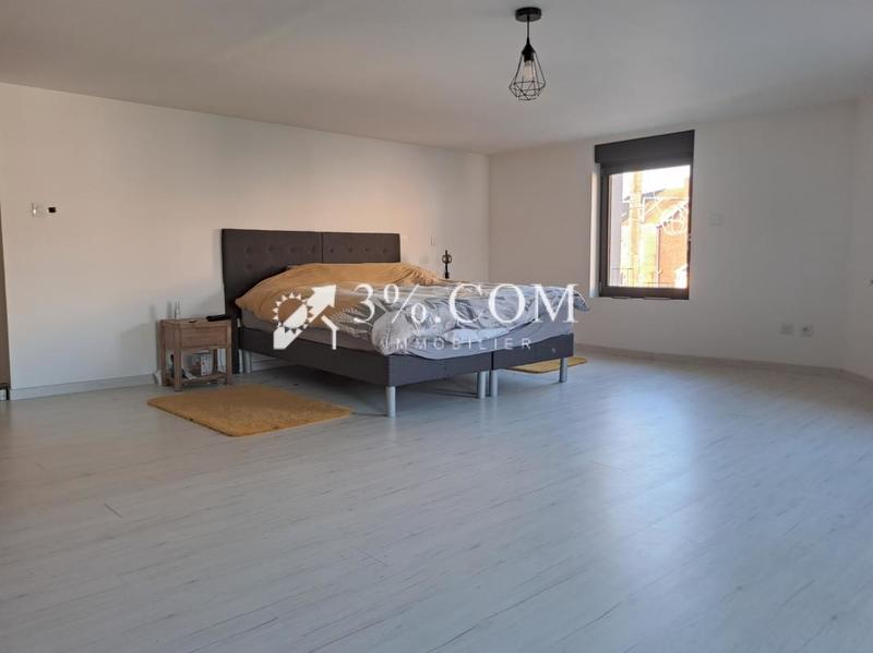 Longère - 237 m² - 6 pièces