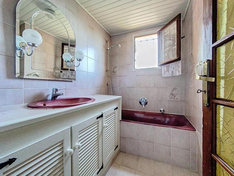 Maison - 145 m² - 5 pièces