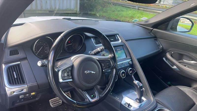 Jaguar E-Pace D180 Awd Bva9 R-Dynamic s