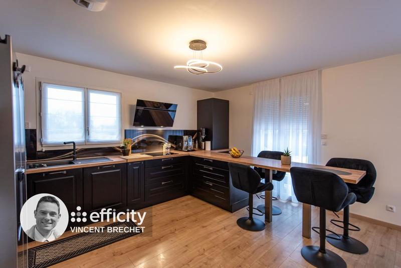 Maison - 88 m² - 4 pièces