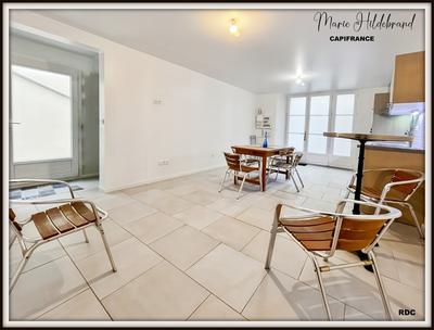 Immeuble - 98 m² - 5 pièces