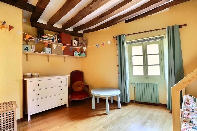 Maison - 105 m² - 4 pièces