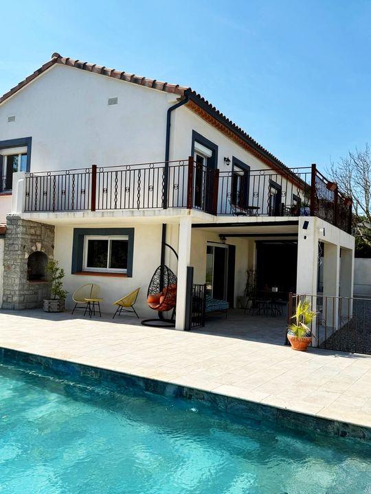 Villa - 194 m² - 9 pièces
