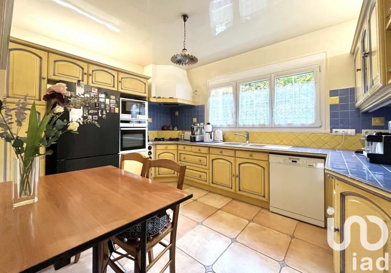 Maison - 140 m² - 6 pièces