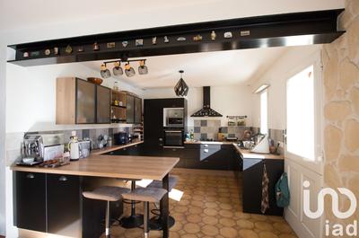 Maison - 162 m² - 8 pièces