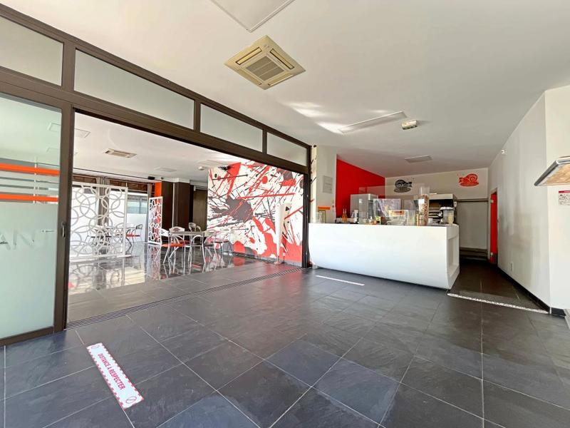 Appartement - 165 m² - 1 pièce