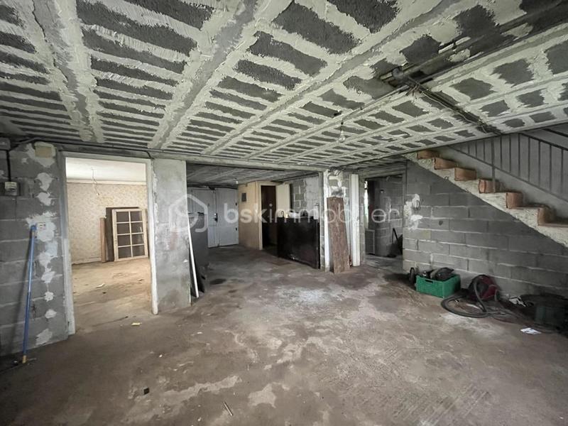 Maison traditionnelle - 100 m² - 5 pièces