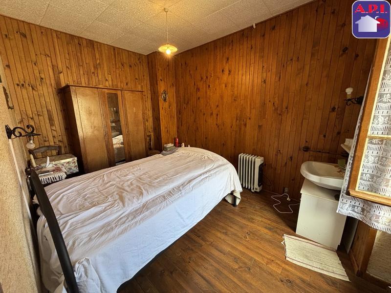 Maison - 177 m² - 8 pièces