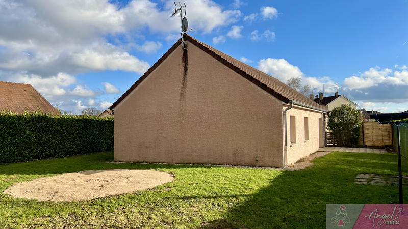 Maison - 111 m² - 6 pièces