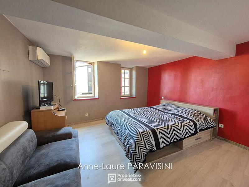 Maison - 99 m² - 4 pièces