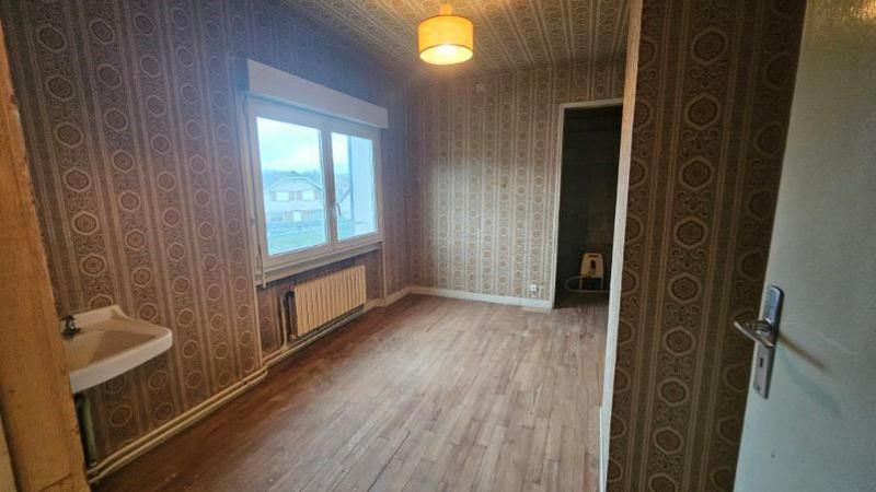 Maison - 107 m² - 6 pièces