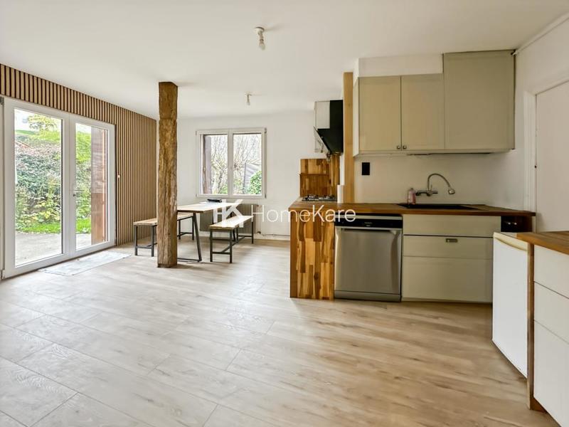 Maison de ville - 180 m² - 6 pièces