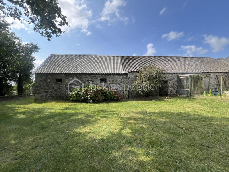 Corps de ferme - 166 m² - 7 pièces