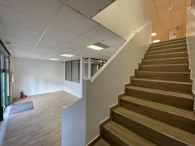 Bureau - 800 m²