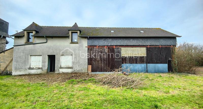 Maison - 400 m² - 6 pièces