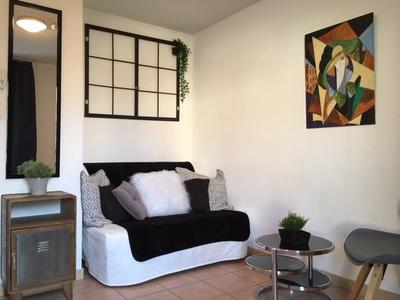 Studio - 18 m² - 1 pièce