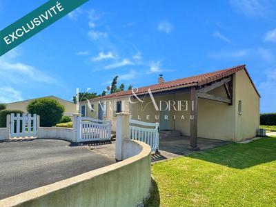 Maison - 138 m² - 6 pièces