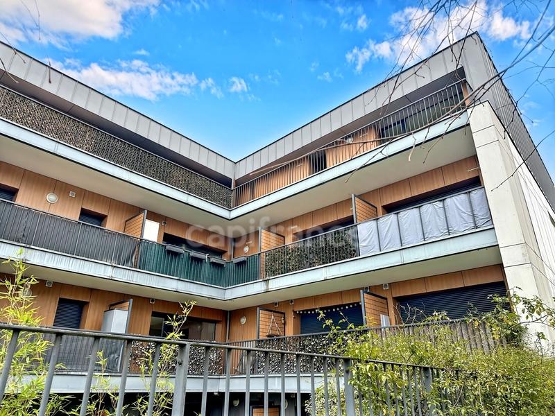 Appartement bourgeois - 75 m² - 3 pièces