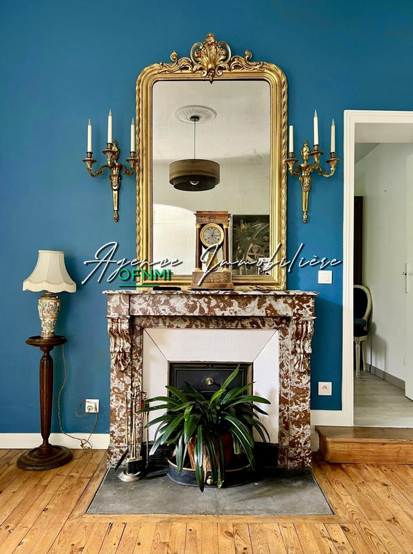 Maison - 170 m² - 10 pièces