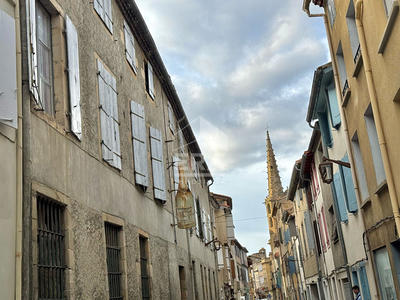 Maison - 400 m² - 20 pièces