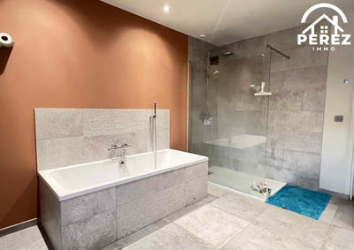 Maison - 193 m² - 6 pièces