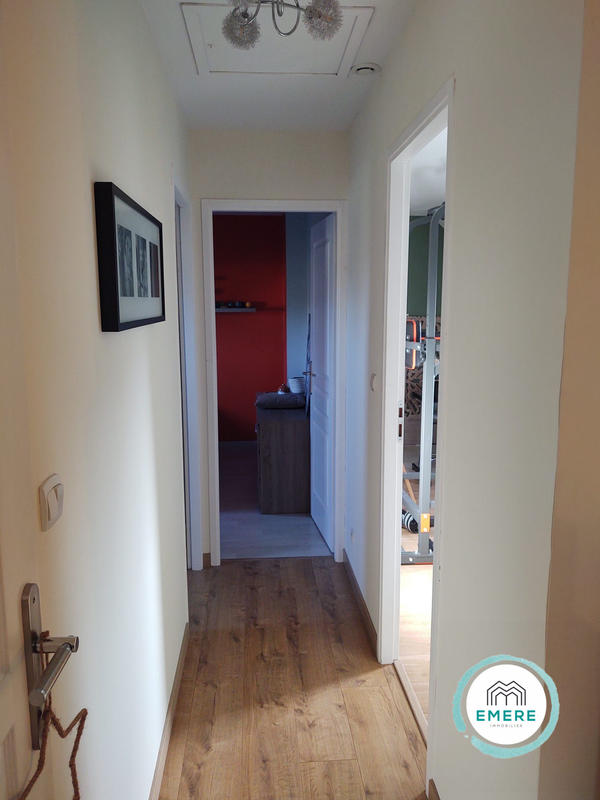 Maison - 99 m² - 5 pièces