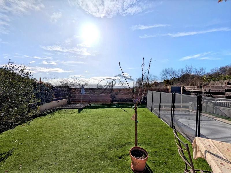 Maison jumelée - 146 m² - 6 pièces