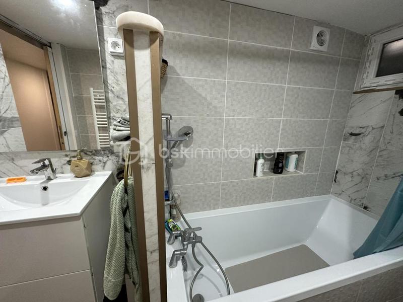 Pavillon - 100 m² - 6 pièces