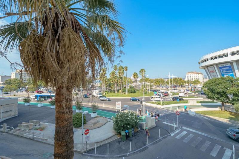 Studio - 25 m² - 1 pièce