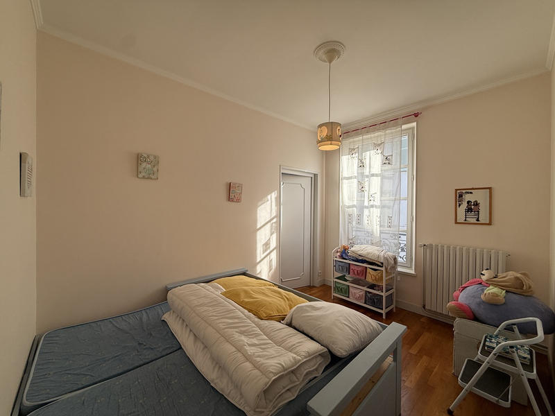 Maison - 166 m² - 6 pièces