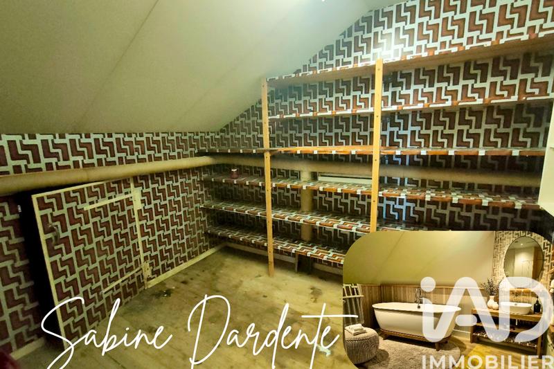 Maison - 97 m² - 5 pièces