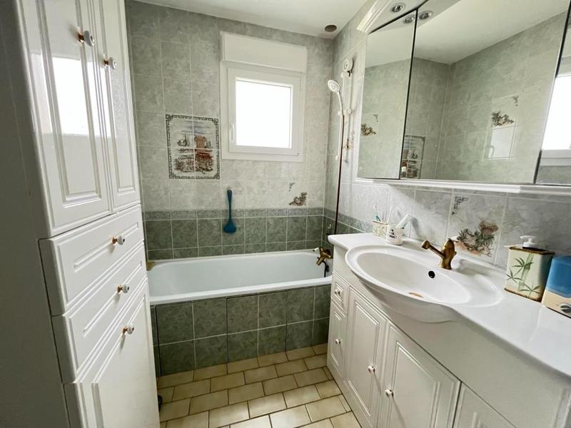 Maison - 88 m² - 4 pièces