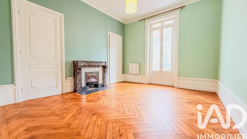 Appartement - 85 m² - 3 pièces