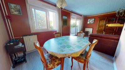 Appartement - 82 m² - 4 pièces