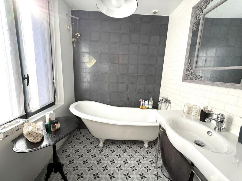 Maison ancienne - 98 m² - 4 pièces