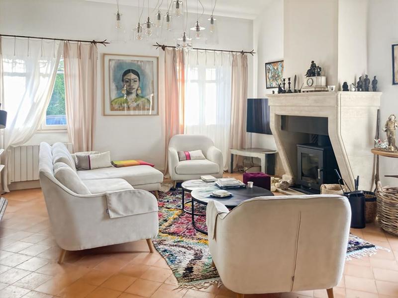 Maison - 234 m² - 6 pièces