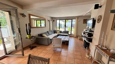 Maison - 133 m² - 6 pièces