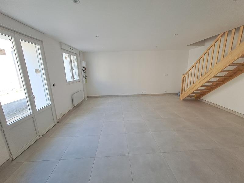 Maison - 121 m² - 6 pièces