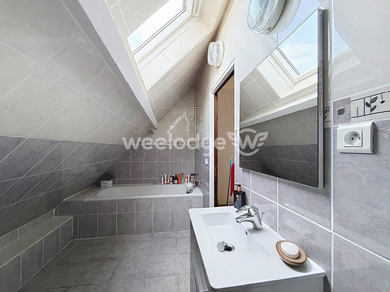 Maison - 145 m² - 5 pièces